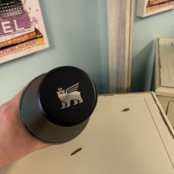 Stanley 34oz Black Stainless Vacuum Bottle 1.0L Minor Dent - Picture 6 of 7